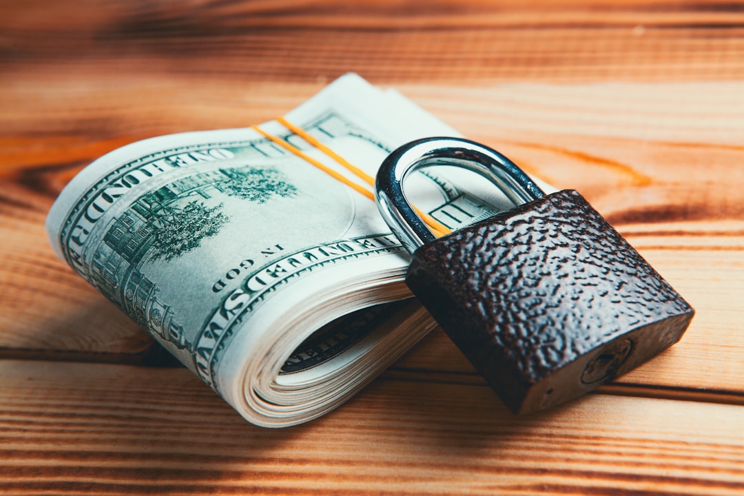 20-us-dollar-bill-eyoabih-riy